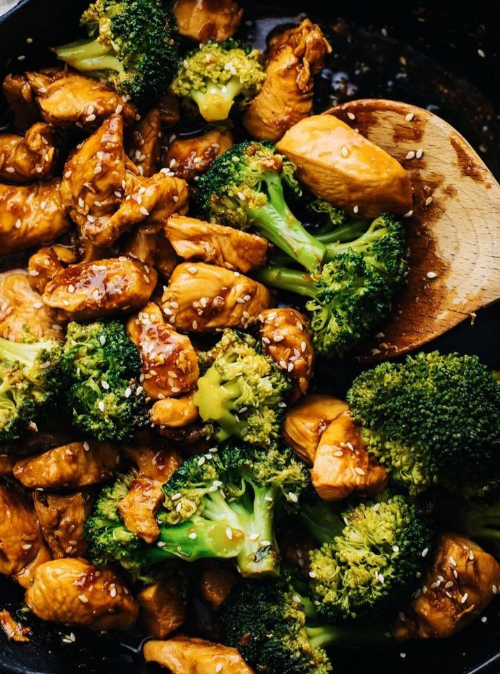 Broccoli and Chicken Stir-Fry