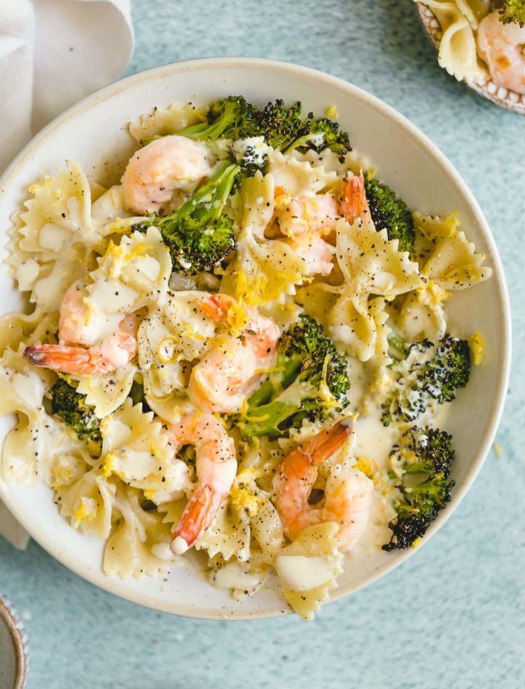 Broccoli and Shrimp Alfredo