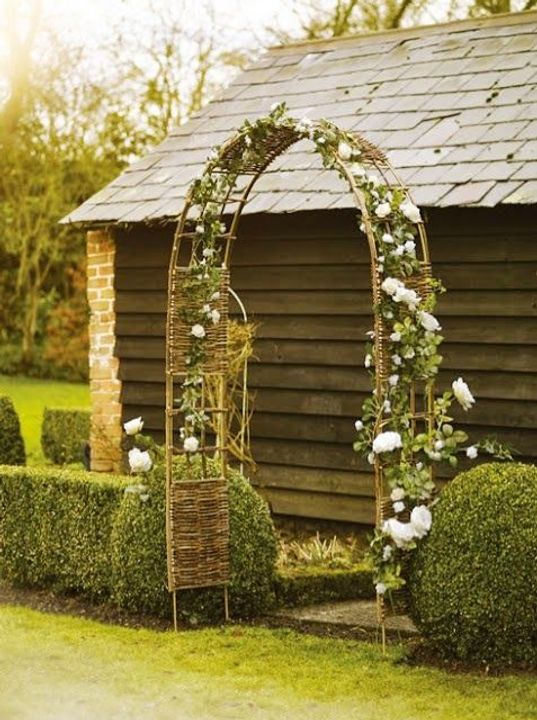 Enchanted Willow Arch