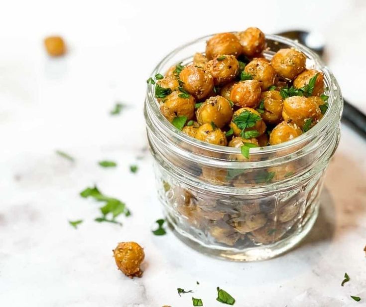 Garlic Herb Roasted Chickpeas