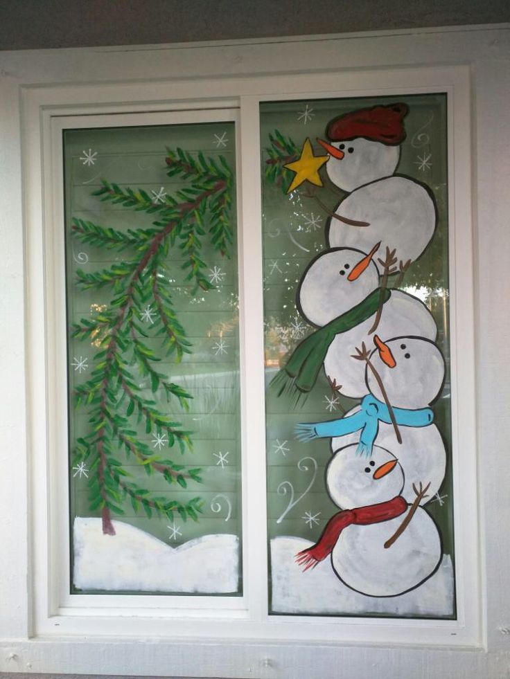 Holiday-Themed Window Paintings