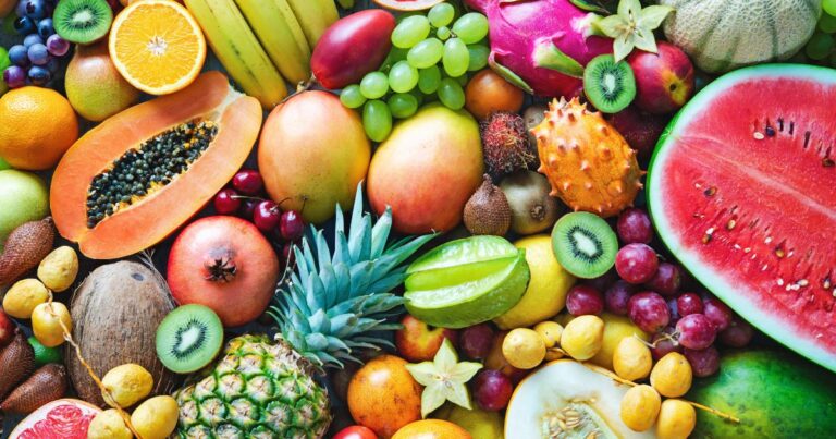 20 Fruits Nutritionists Recommend for 2025