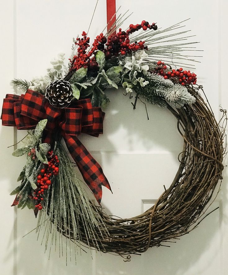 7. Rustic Grapevine Wreath