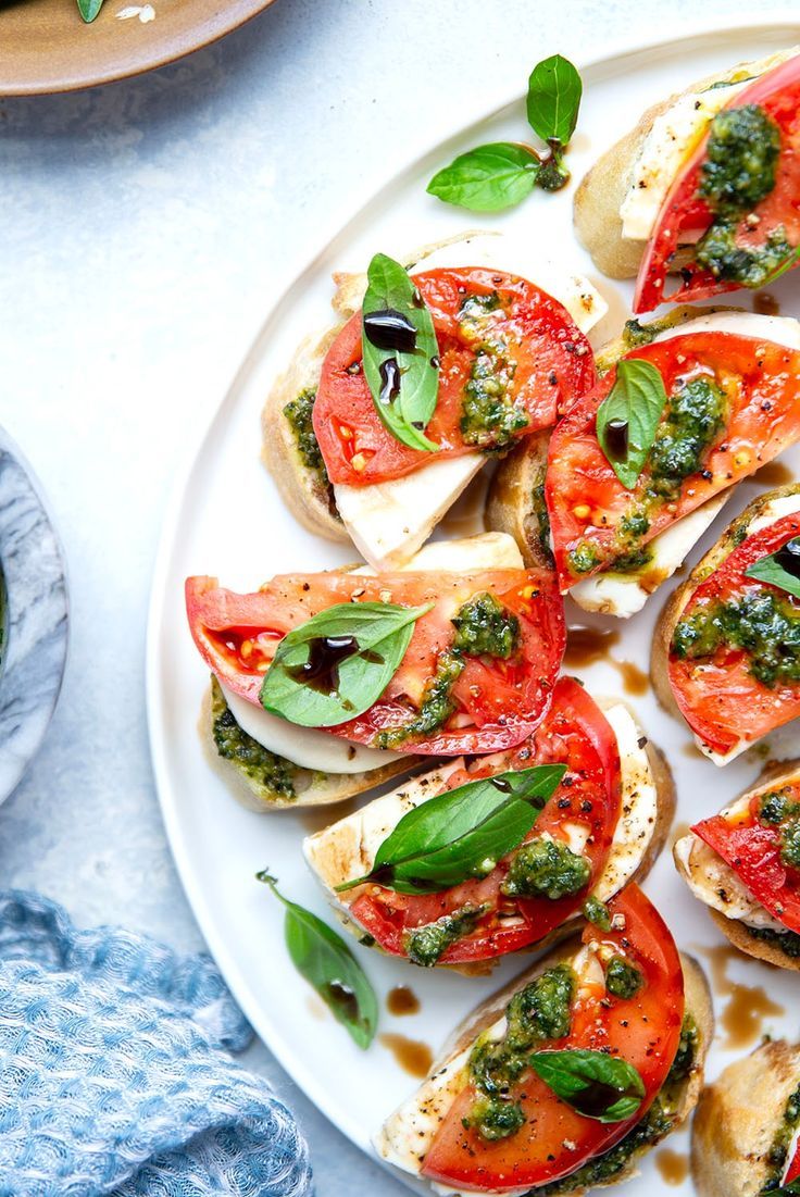 Bruschetta with Tomato and Basil