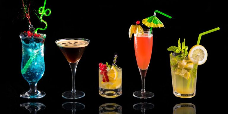 Elevate Your Holiday Party with These 20 Unforgettable Christmas Cocktails