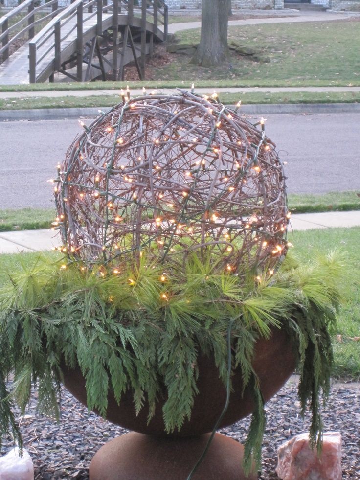 Grapevine Ball Lights