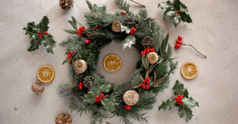 Holiday Charm: 30 Farmhouse Wreath Ideas for Christmas