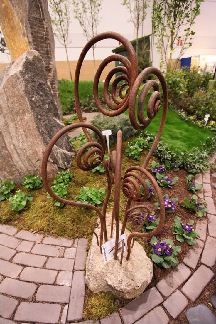 Metal Garden Sculptures