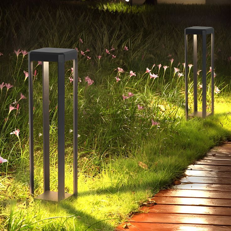 Metal Pathway Lights