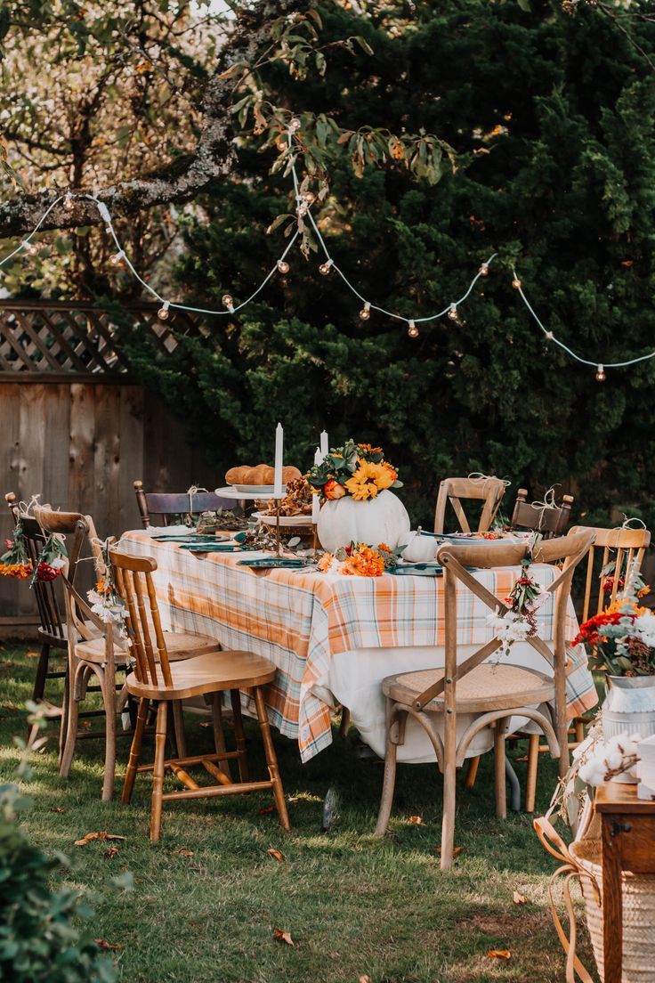 Outdoor Dining Setup