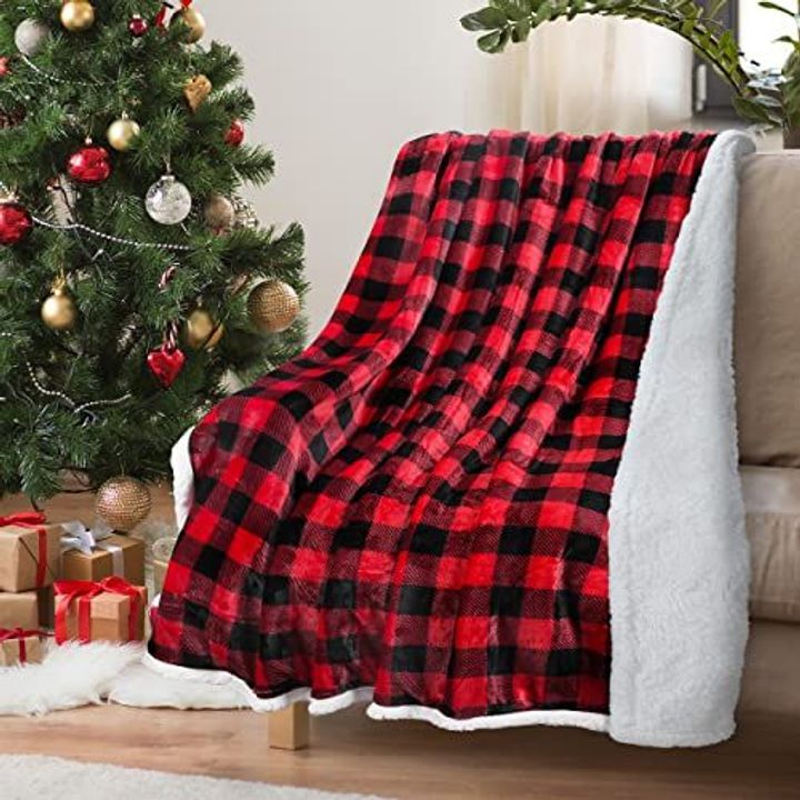 Plaid Holiday Throw Blanket