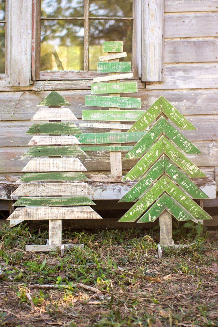 Recycled Wood Christmas Tree