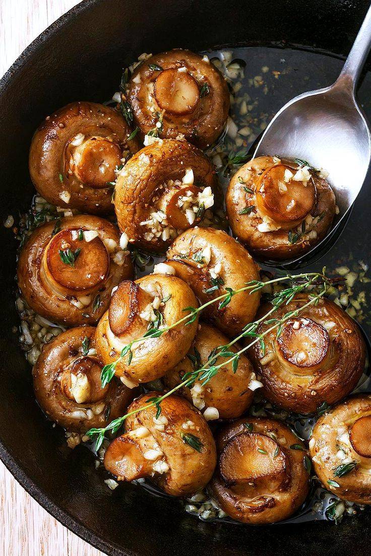 Roasted Garlic and Herb Mushrooms