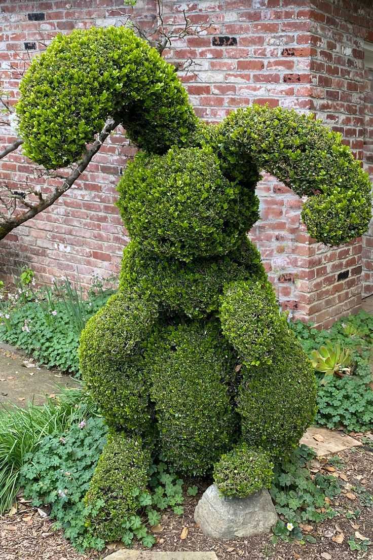 Topiary Sculptures