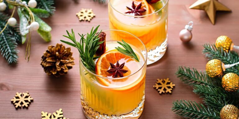 20 Must-Grow Herbs for Delicious Warm Winter Beverages