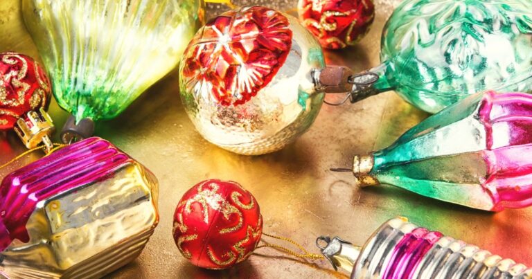9 Hidden Gem Vintage Christmas Ornaments You Need to Hunt Down at Thrift Stores