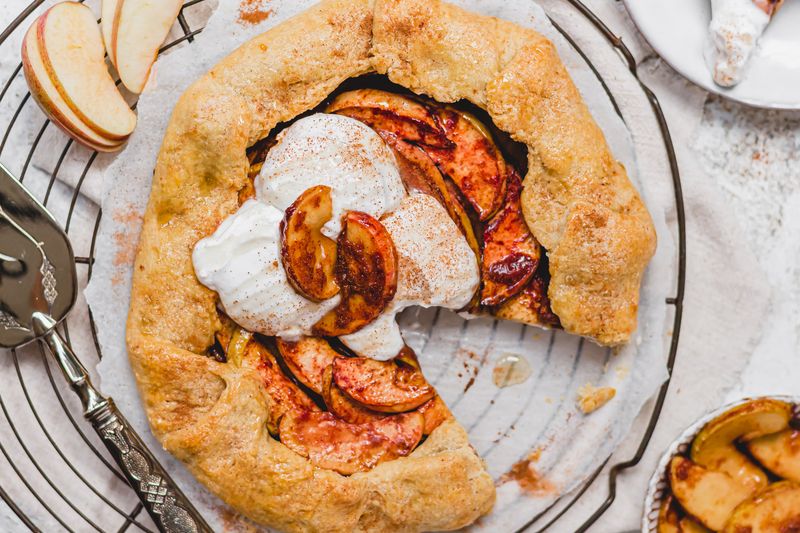 Apple Cinnamon Galette