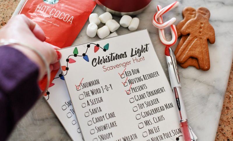 Christmas Light Scavenger Hunt