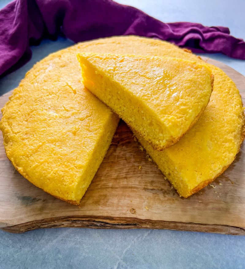 Classic Southern Cornbread