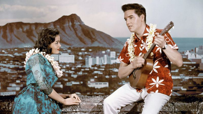 Elvis Presley – Can't Help Falling in Love