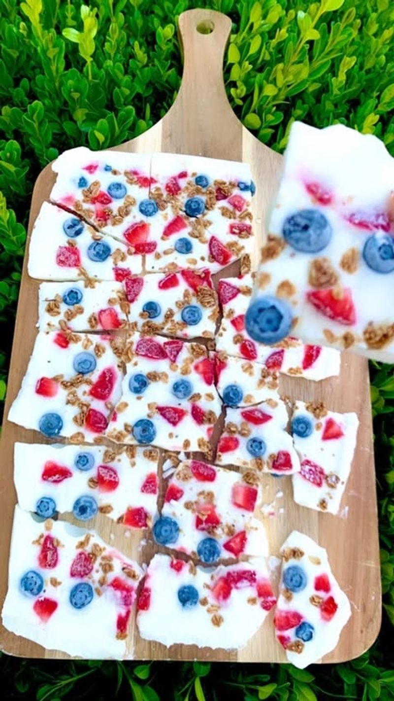 Frosty's Frozen Yogurt Bark