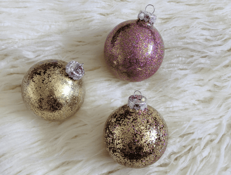 Glitter Wonderland Bauble