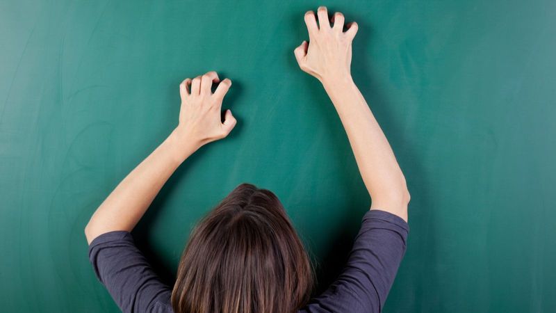 Hearing nails on a chalkboard