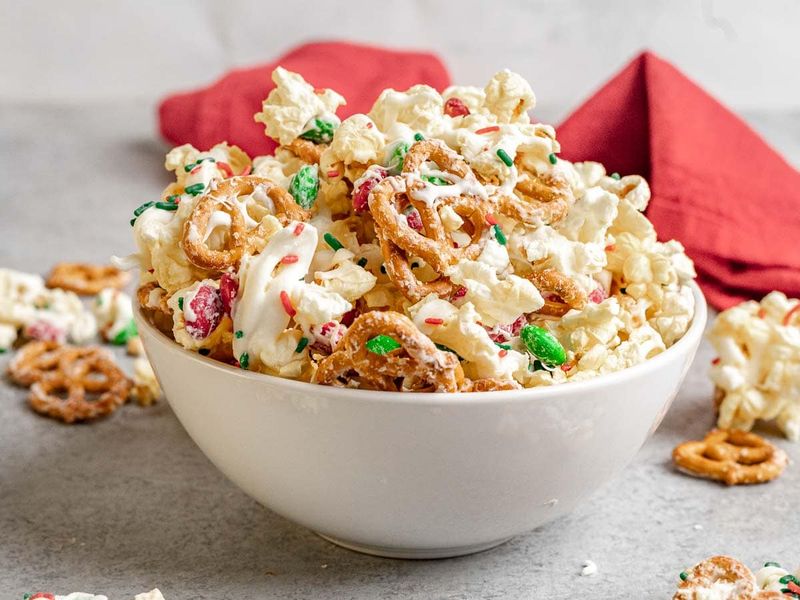 Holiday Popcorn Crunch