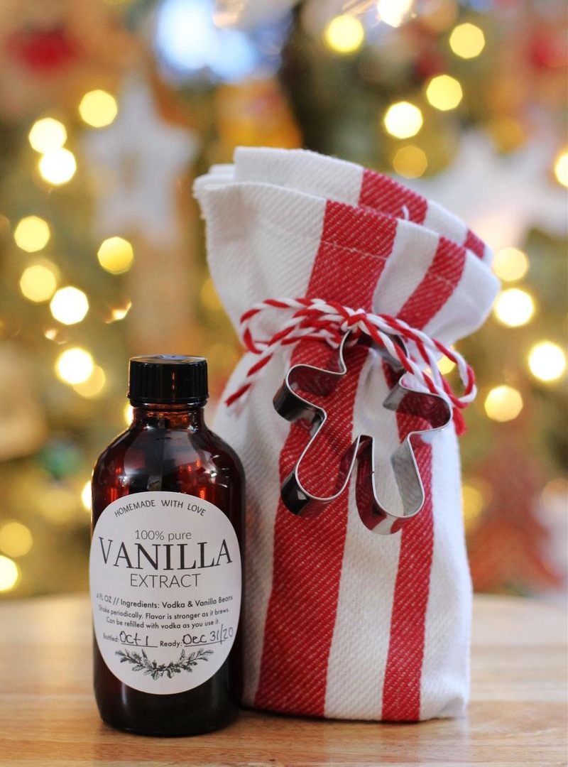 Homemade Vanilla Extract