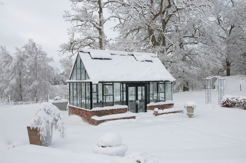 Install a Greenhouse