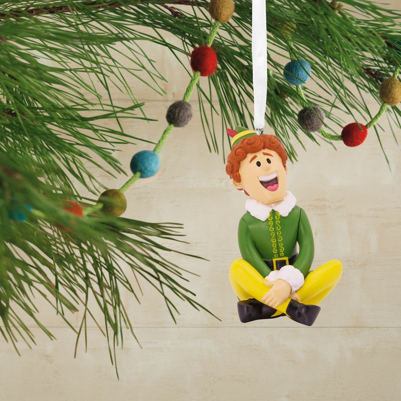 15 Controversial Christmas Decorations Nobody Admits They Loathe