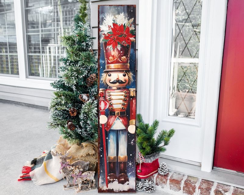 Nutcracker Statues