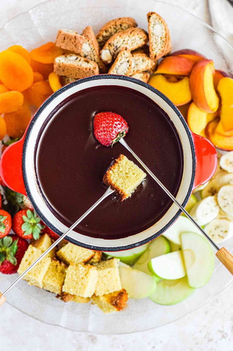 Rich Chocolate Fondue