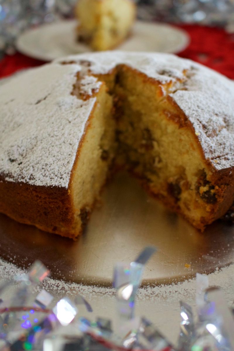 Rum Raisin Cake