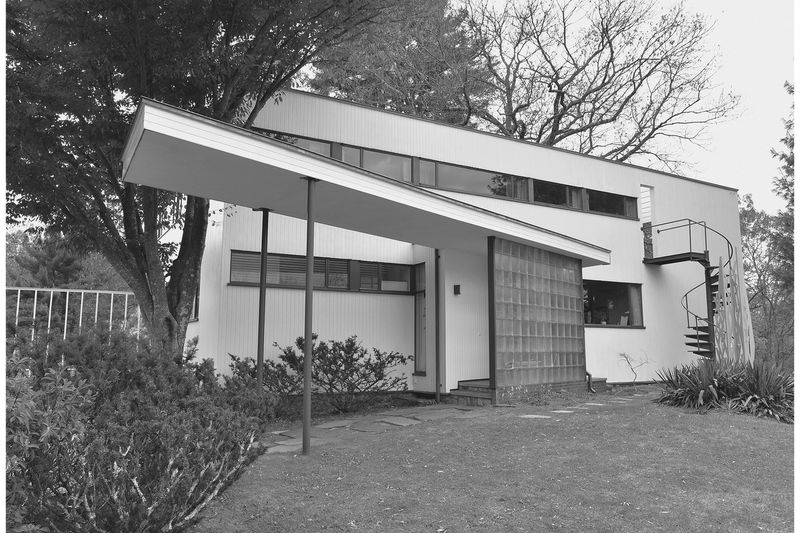 The Rise of Modernist Architecture