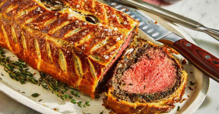 Top 12 Unforgettable Christmas Dishes to Delight Your Guests