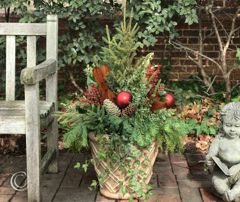 Winter Garden Decor