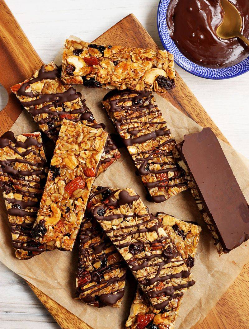 Yule Log Granola Bars