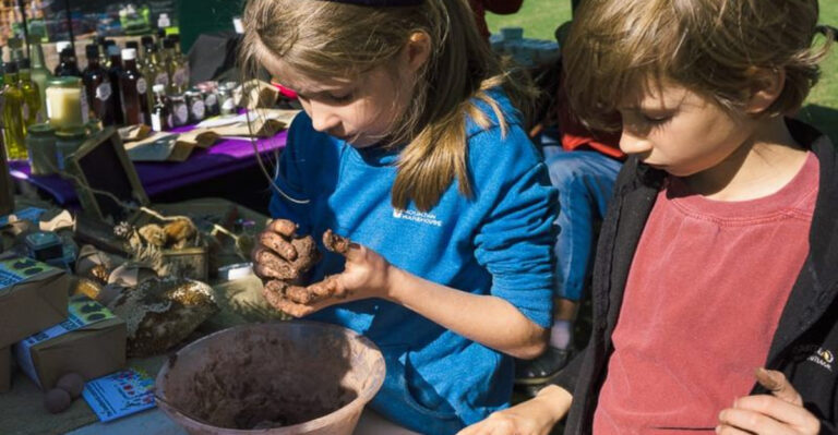 15 Creative Gardening Projects to Enjoy with Your Kids This Season