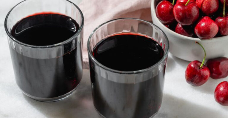 This Natural Juice Lowers Cholesterol and Blood Pressure – No Pills Needed!