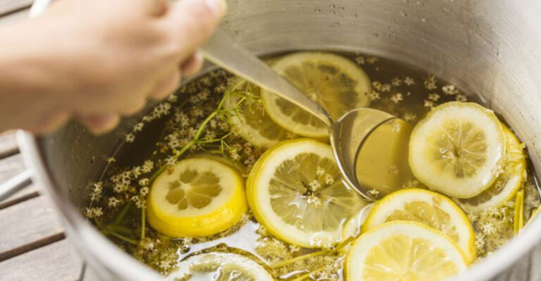 15 Simple Natural Tricks for a Fresh-Smelling Home