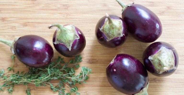 20 Small Vegetables That Deliver Big Benefits in the Kitchen