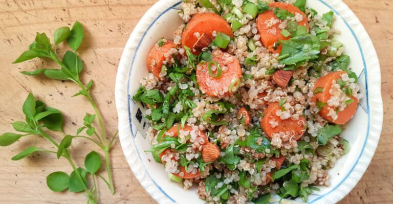 20 Common Edible Weeds You Can Eat Just Like Vegetables