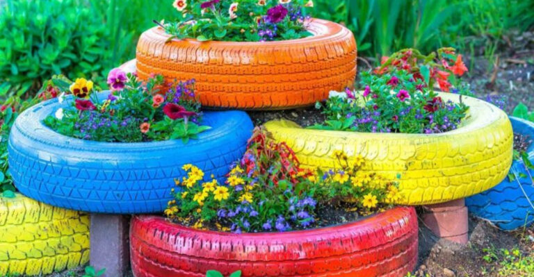 17 Easy Landscaping Ideas For First-Time Homeowners (And Extra Cheap Landscaping Hacks)