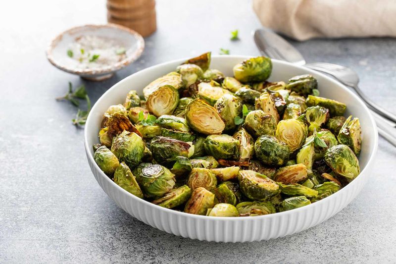 Brussels Sprouts – Loaded with vitamin K, folate, and glucosinolates (supports liver detox).