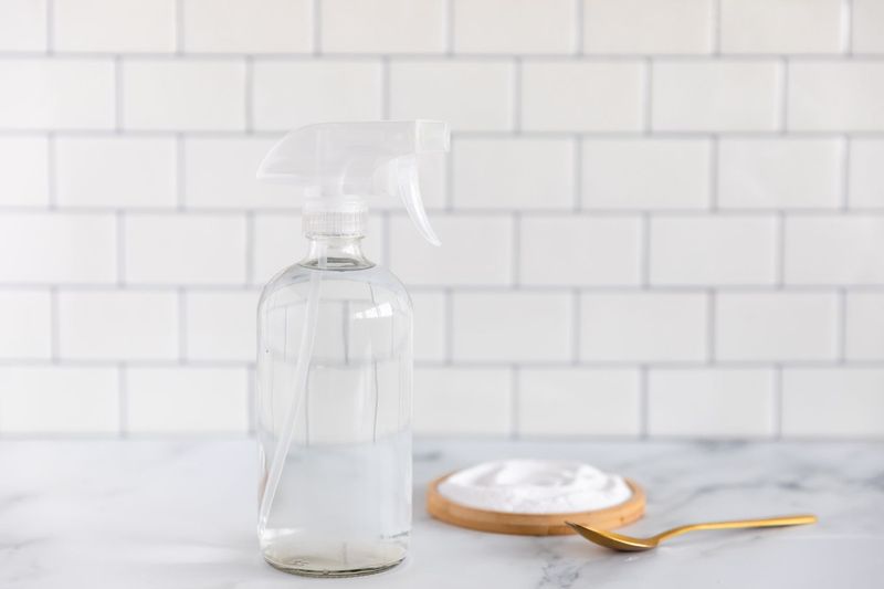 Soap and Baking Soda Mix