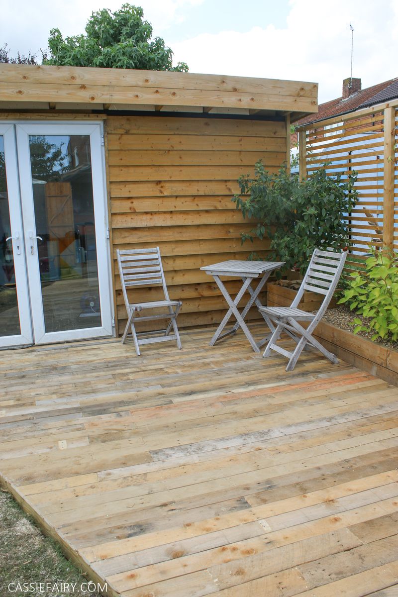 Pallet Wood Deck