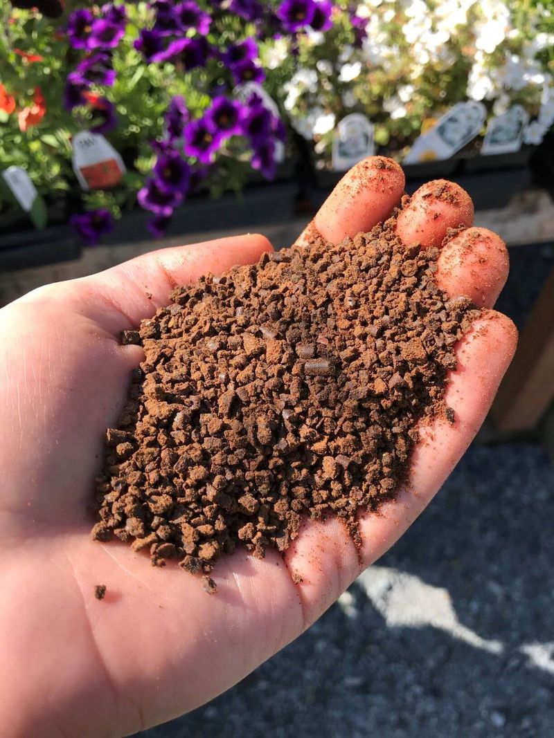 Neem Cake Application