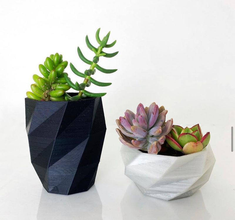 Chic Modern Geometric Pots
