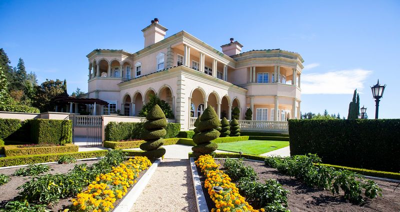 Ferrari-Carano Vineyards - Garden Paradise in Healdsburg